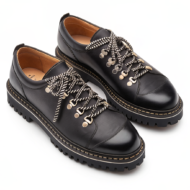 Scarpe Derby Dolevio nero in pelle liscia con suola in gomma antiscivolo, il paio completo